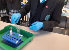 Science club making an elephant toothpaste 03