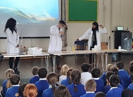 Science primary school visit photo 02