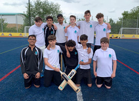 Year 9 and 10 Cricket v wren