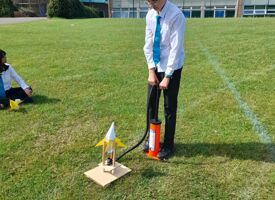 Ks3 science club making stomp rockets 05