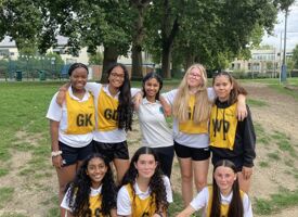 Year 11 girls netball team 2022