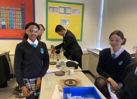 Science club 2022 photo 05