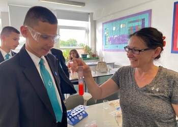 Year 7 & 8 Parents Science Evening Practical Workshop