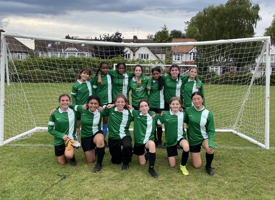 Year 89 girls football 2709