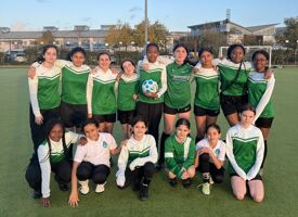 Year 78 girls football 0111