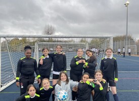 Year 7 girls football 2711